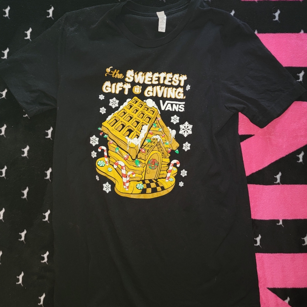 VAN CHRISTMAS TEE (M)
